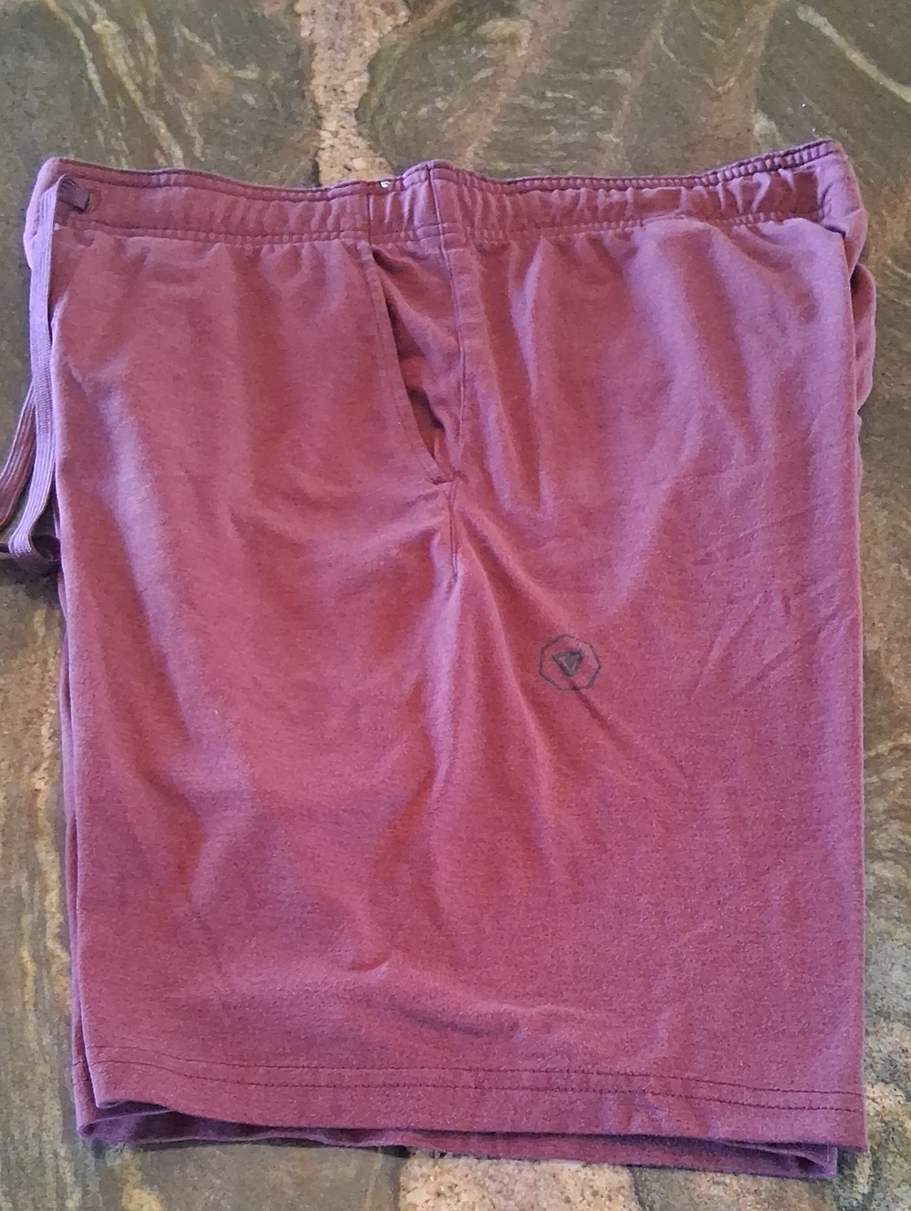 VISSLA Deep Burgundy Elastic-Waist Shorts with Drawstring Waistband